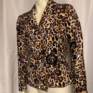 Vintage Isabella quilted animal print blazer jacket. Size 8